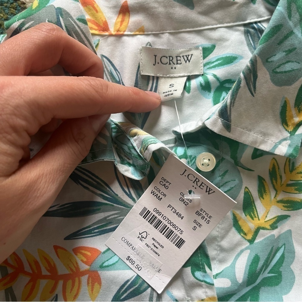 New J. Crew tropical button down shirt - Picture 6 of 7